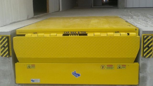 O que é uma niveladora ou plataforma de doca?